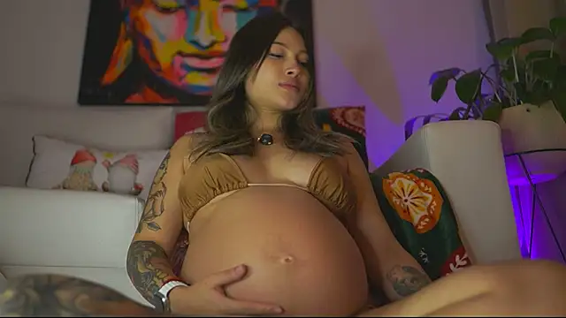 Snapshot of AyraSmith_ chatting on 11-17-25, 01:22 AyraSmith online show from 11-17-25, 01:22