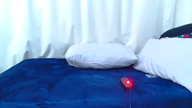 HotSmallTits online show from 10-20-25, 09:37