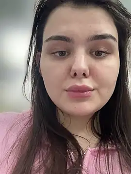 Snapshot of NikaMur chatting on 02-13-25, 01:26 NikaMur online show from 02-13-25, 01:26