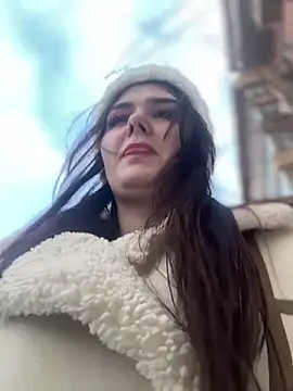 Snapshot of NikaMur chatting on 03-04-25, 09:18 NikaMur online show from 03-04-25, 09:18