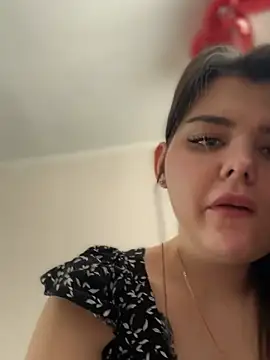 Snapshot of NikaMur chatting on 03-06-25, 04:52 NikaMur online show from 03-06-25, 04:52