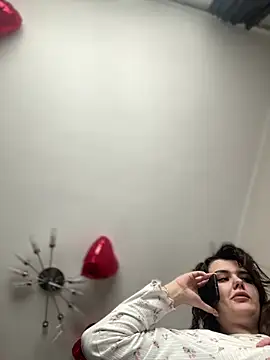 Snapshot of NikaMur chatting on 03-10-25, 06:59 NikaMur online show from 03-10-25, 06:59