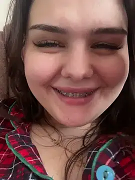 Snapshot of NikaMur chatting on 03-14-25, 07:37 NikaMur online show from 03-14-25, 07:37