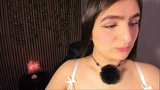 Snapshot of sofia_44 chatting on 05-12-26, 02:14 sofia 44 online show from 05-12-26, 02:14