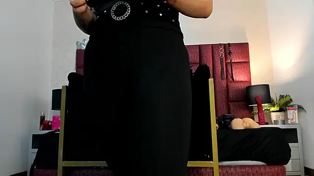 CharlotteScotte online show from 03-13-26, 04:13