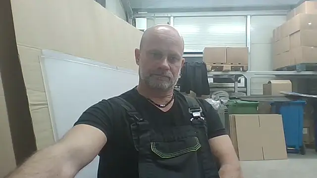 Boomerhun online show from 12-19-25, 04:36