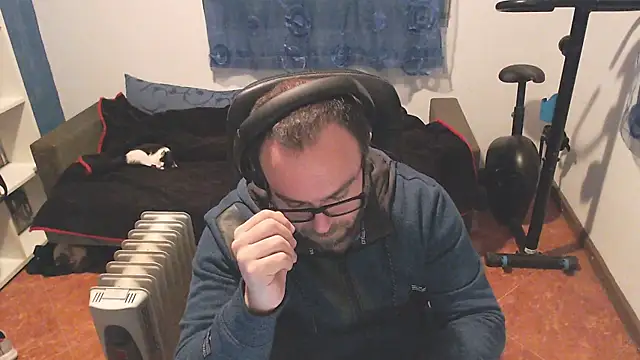 ravingr4d4 online show from 02-13-25, 10:00