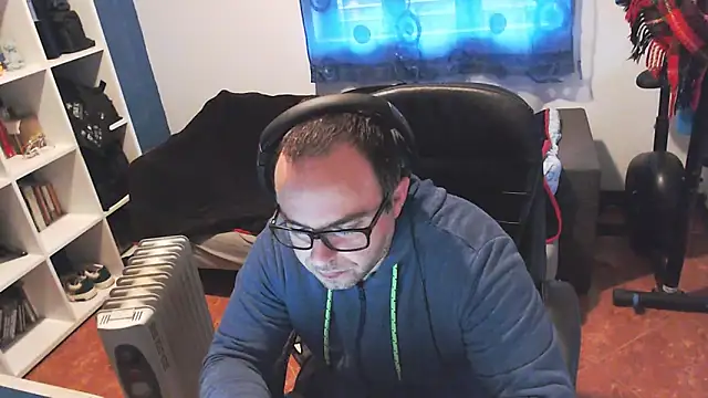 ravingr4d4 online show from 02-19-25, 09:06