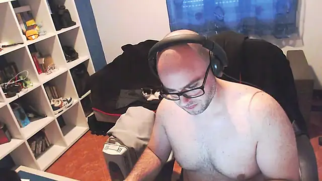 ravingr4d4 online show from 02-21-25, 04:48