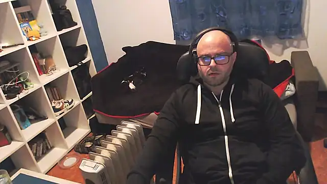 ravingr4d4 online show from 02-21-25, 10:04