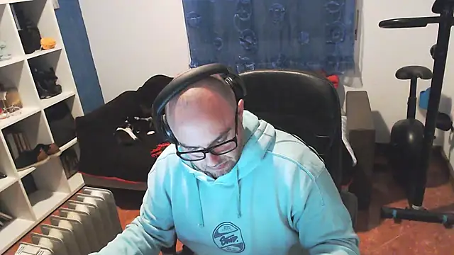 ravingr4d4 online show from 02-24-25, 09:41