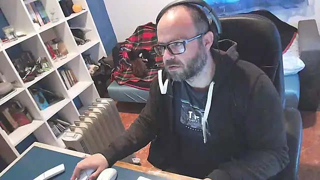 ravingr4d4 online show from 03-21-25, 09:01