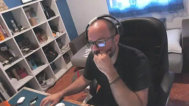 ravingr4d4 online show from 09-29-25, 08:08