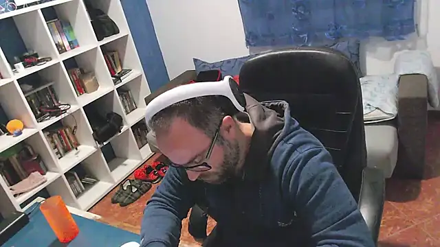 ravingr4d4 online show from 11-26-25, 10:55