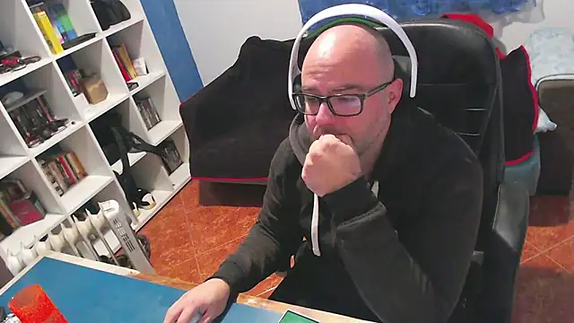 ravingr4d4 online show from 12-17-25, 10:16