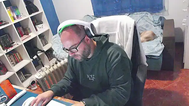 ravingr4d4 online show from 01-06-26, 10:01