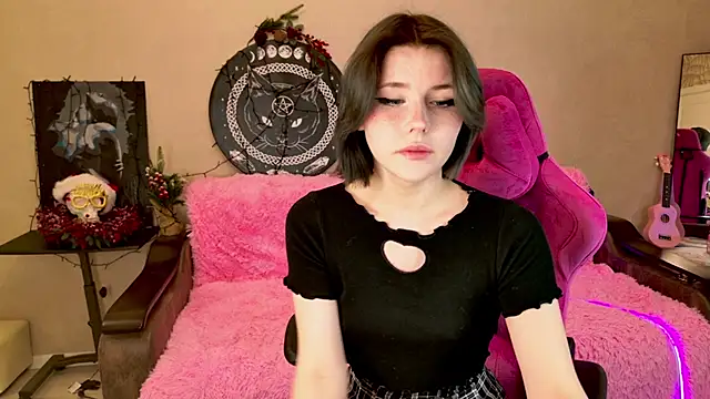 Snapshot of Alisa_Black_Star chatting on 01-24-25, 11:15 Alisa Black Star online show from 01-24-25, 11:15