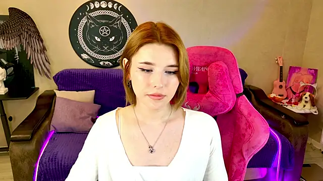 Snapshot of Alisa_Black_Star chatting on 03-09-25, 02:43 Alisa Black Star online show from 03-09-25, 02:43