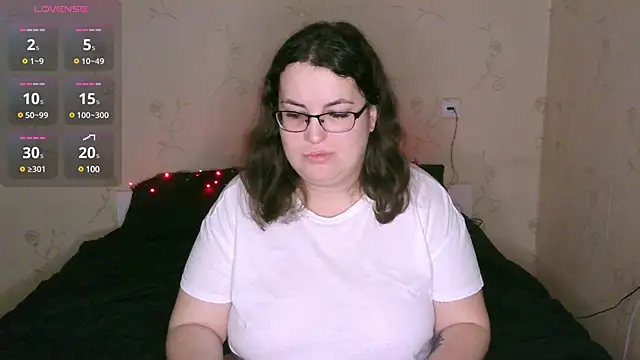 Snapshot of VladaCandy chatting on 12-06-24, 07:23 VladaCandy online show from 12-06-24, 07:23