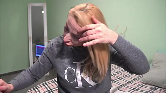 CelineConner online show from 01-09-25, 05:13