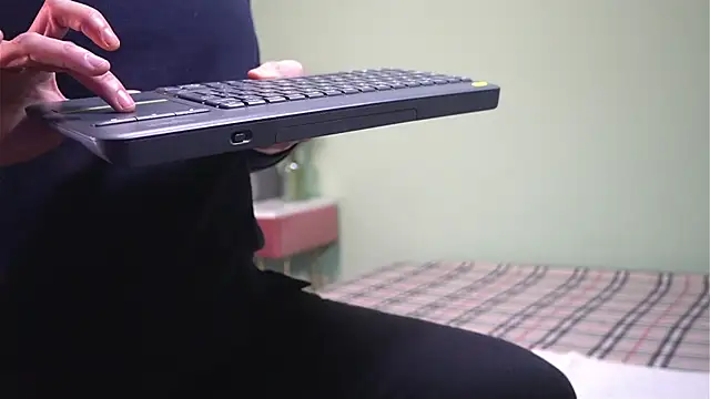 CelineConner online show from 01-15-25, 05:08