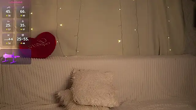 Snapshot of AnnyBangs chatting on 01-26-25, 11:28 AnnyBangs online show from 01-26-25, 11:28