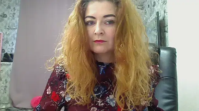 Snapshot of Helen1974 chatting on 01-21-25, 10:30 Helen1974 online show from 01-21-25, 10:30