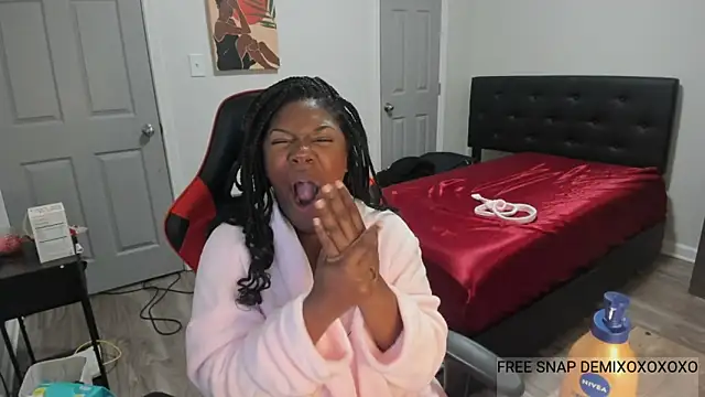 demi xoxo online show from 12-17-24, 02:33