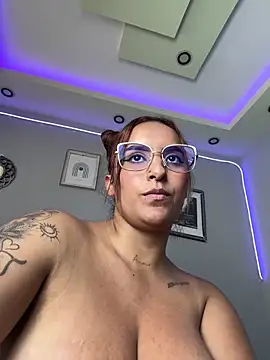 Snapshot of Seized_lust chatting on 12-28-24, 06:50 Seized lust online show from 12-28-24, 06:50