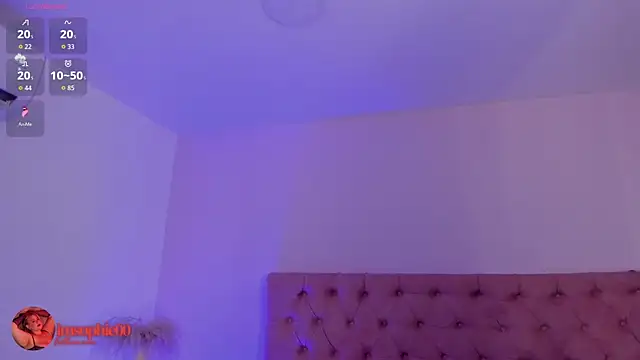 Snapshot of sophiarossee_ chatting on 11-15-25, 12:34 sophiarossee online show from 11-15-25, 12:34