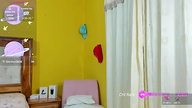 Snapshot of Edwars_03 chatting on 01-10-25, 12:38 Edwars 03 online show from 01-10-25, 12:38