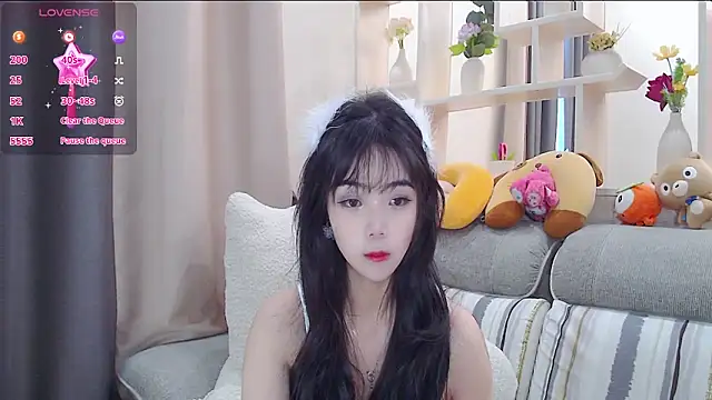 Snapshot of Duludulu_007 chatting on 12-20-24, 06:29 Duludulu 007 online show from 12-20-24, 06:29