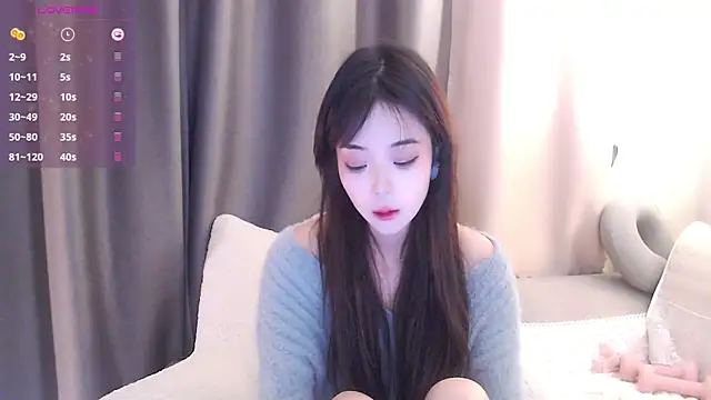 Snapshot of Duludulu_007 chatting on 10-17-25, 04:26 Duludulu 007 online show from 10-17-25, 04:26