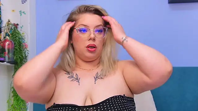 moon cake online show from 10-06-25, 04:54