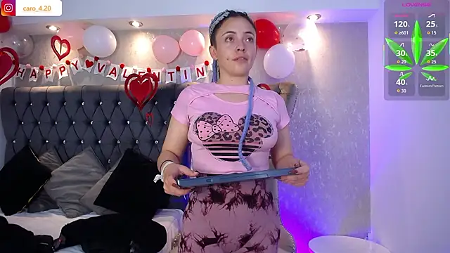 CaroFisher online show from 02-18-26, 01:18