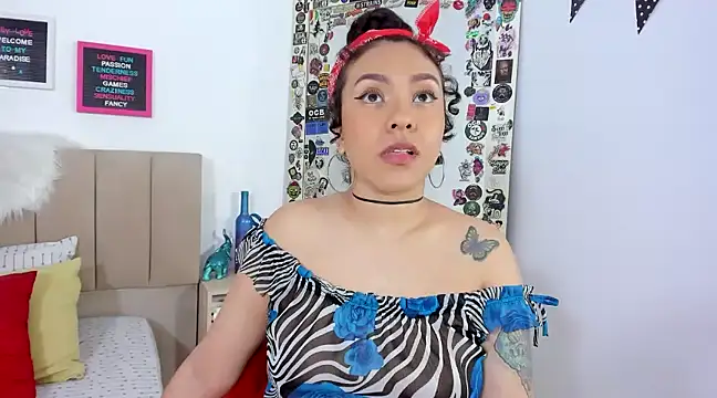 Zoe Gruber online show from 01-29-25, 11:04