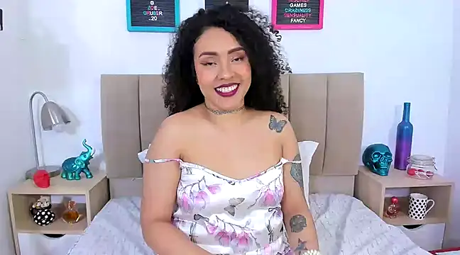 Zoe Gruber online show from 03-17-25, 03:14