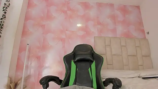 emily lean  online show from 03-19-26, 10:14