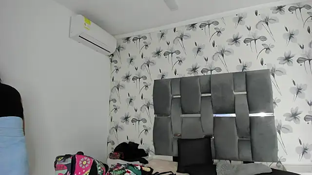 Ehotloveaxxx online show from 01-18-25, 06:43