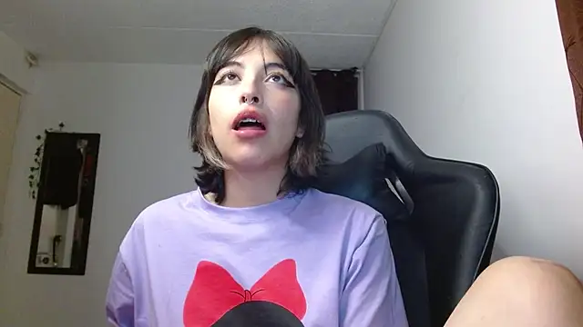 liisaxxx online show from 12-24-24, 10:01