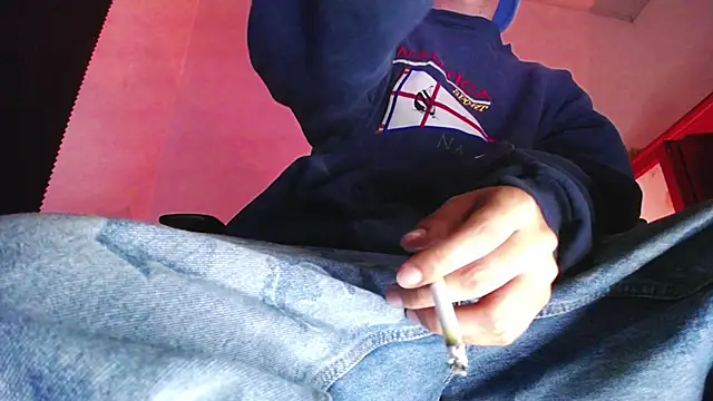 zacwatson  online show from 12-19-25, 02:40