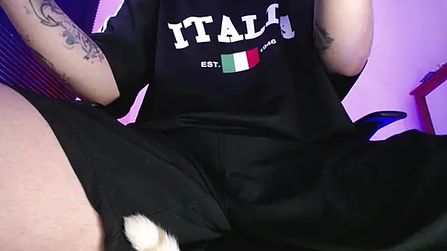 zacwatson  online show from 03-09-26, 07:51