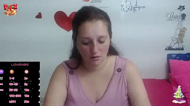 Snapshot of CristialJones_ chatting on 12-14-24, 01:27 CristialJones  online show from 12-14-24, 01:27