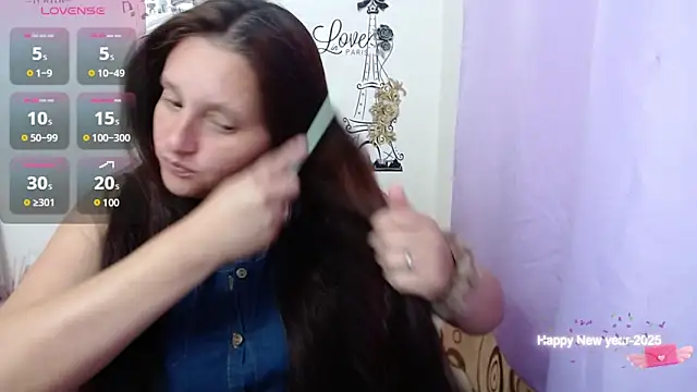 Snapshot of CristialJones_ chatting on 01-23-25, 01:56 CristialJones  online show from 01-23-25, 01:56