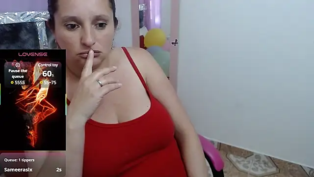 Snapshot of CristialJones_ chatting on 03-21-25, 06:40 CristialJones  online show from 03-21-25, 06:40