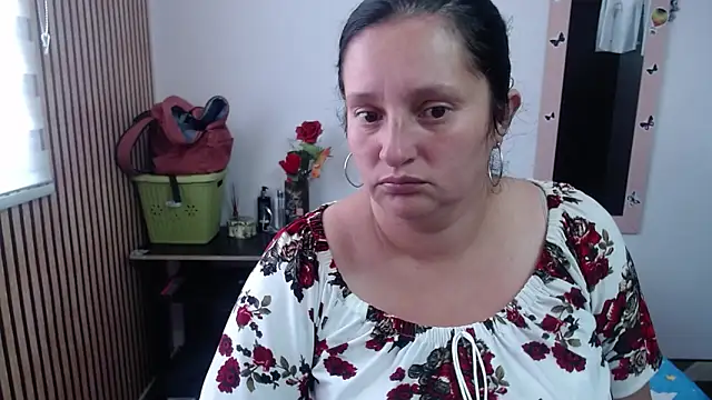 Snapshot of CristialJones_ chatting on 09-22-25, 01:46 CristialJones  online show from 09-22-25, 01:46