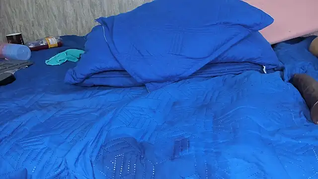 Snapshot of violett_lo chatting on 01-31-25, 06:13 violett lo online show from 01-31-25, 06:13