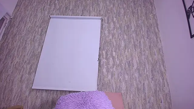 Snapshot of violett_lo chatting on 03-13-25, 03:11 violett lo online show from 03-13-25, 03:11