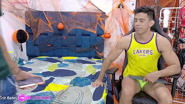 JoseRumbero26 online show from 10-18-25, 12:06