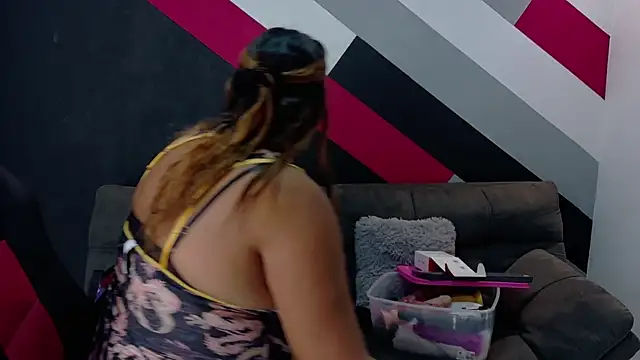 I am yours- online show from 11-01-25, 11:45